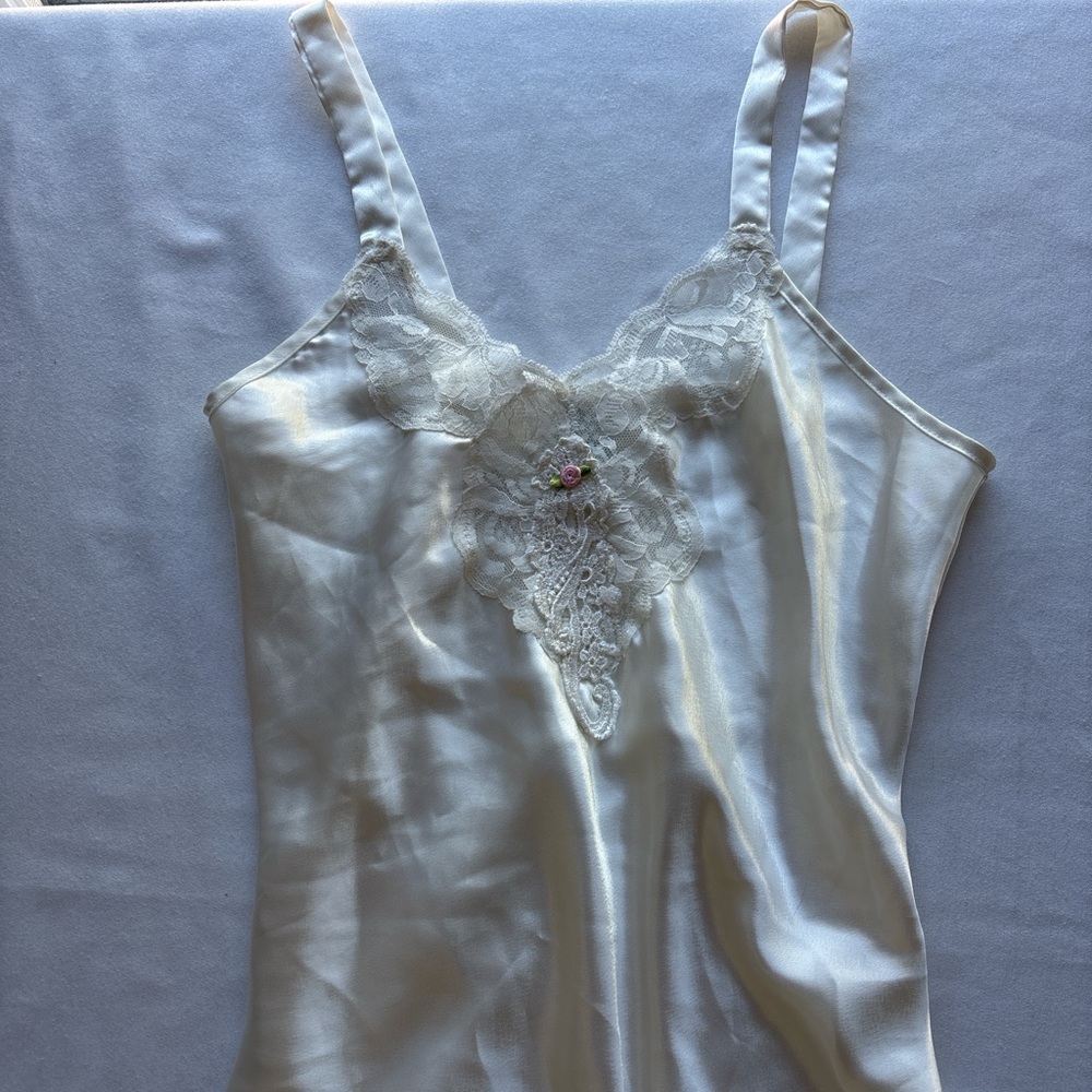 Victoria's Secret Ivory Satin Lace-Trim Chemise
